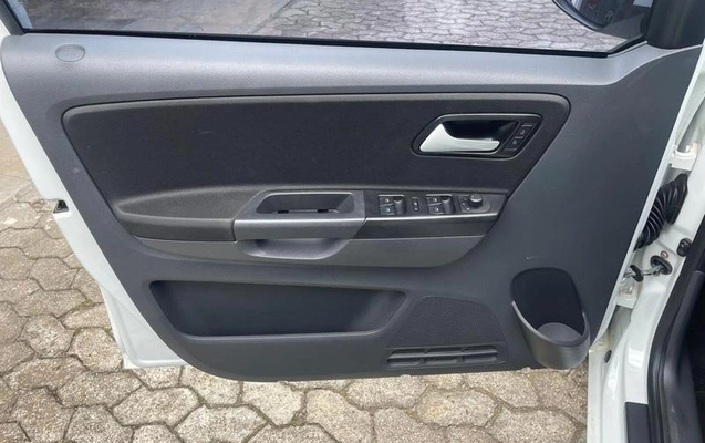 imagem-https://www.socarrao.com.br/sc-vehicle-images-prod/3882396/1789579394072-7797191_3_B_fcab1394f6.jpeg