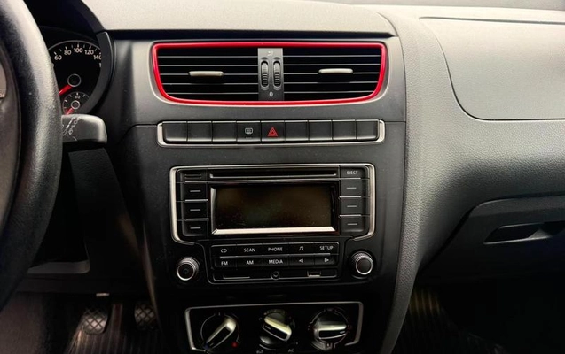 imagem-https://www.socarrao.com.br/sc-vehicle-images-prod/3882412/1789579418107-8356921_3_B_2a89826e98.jpeg