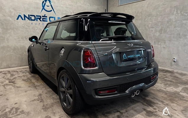 imagem-https://www.socarrao.com.br/sc-vehicle-images-prod/3882562/1789580113594-0d98ae96edda4555a96fbfd000f0ab65_1789579306043.jpg
