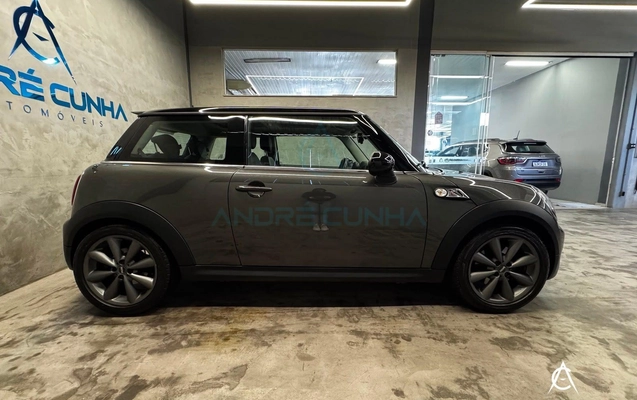 imagem-https://www.socarrao.com.br/sc-vehicle-images-prod/3882562/1789580113597-c16da17c070f47ffb7bfc9ca7b3d7699_1789579308985.jpg