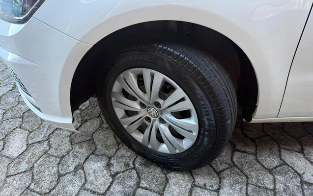 imagem-https://www.socarrao.com.br/sc-vehicle-images-prod/3882569/1789579668340-8264006_7_B_e1babc9328.jpeg
