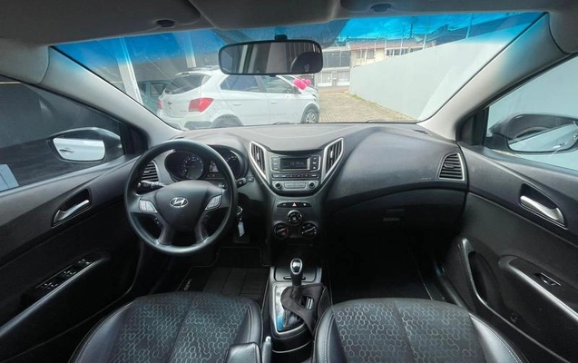 imagem-https://www.socarrao.com.br/sc-vehicle-images-prod/3882586/1789579835633-7945623_24_B_1f2fc96639.jpeg