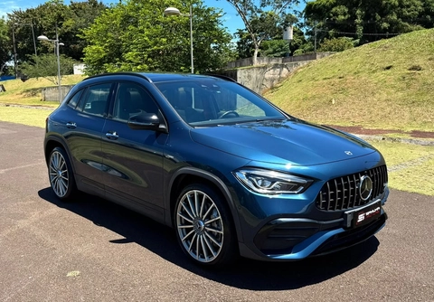 Mercedes-Benz GLA-35 AMG 2022 Azul — foto 1 de 3