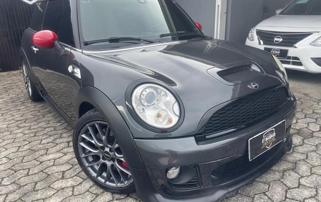 imagem-https://www.socarrao.com.br/sc-vehicle-images-prod/3882711/1789580006833-8211690_0_B_672416e35d.jpeg