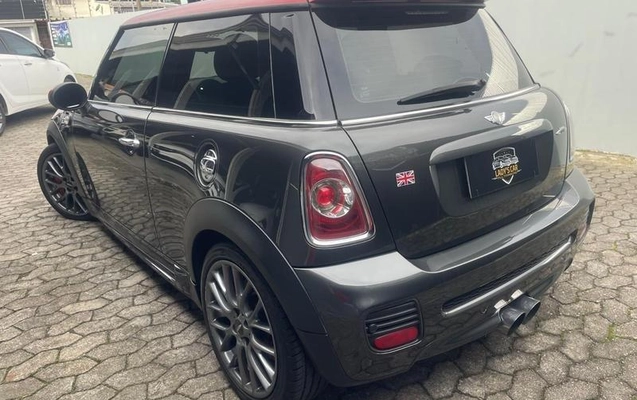 imagem-https://www.socarrao.com.br/sc-vehicle-images-prod/3882711/1789580006836-8211690_0_B_9d24d86cb0.jpeg