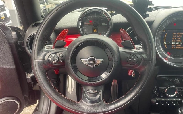 imagem-https://www.socarrao.com.br/sc-vehicle-images-prod/3882711/1789580006844-8211690_11_B_95160aa2a9.jpeg