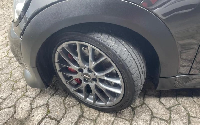 imagem-https://www.socarrao.com.br/sc-vehicle-images-prod/3882711/1789580006862-8211690_3_B_7dbf079259.jpeg