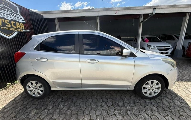 imagem-https://www.socarrao.com.br/sc-vehicle-images-prod/3882732/1789580024006-8444151_5_B_a1d4d1231a.jpeg