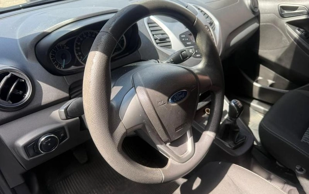 imagem-https://www.socarrao.com.br/sc-vehicle-images-prod/3882732/1789580024008-8444151_5_B_8dfe0d5d63.jpeg