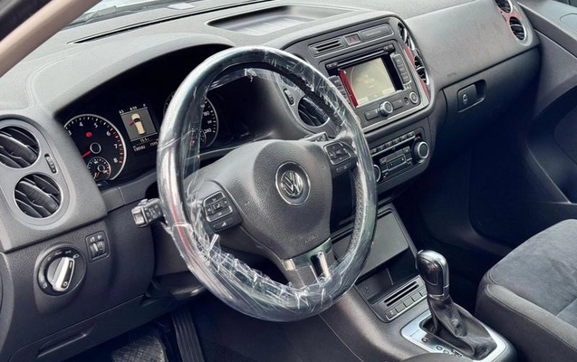 imagem-https://www.socarrao.com.br/sc-vehicle-images-prod/3882801/1790011651642-8481937_12_B_5cb185058d.jpeg