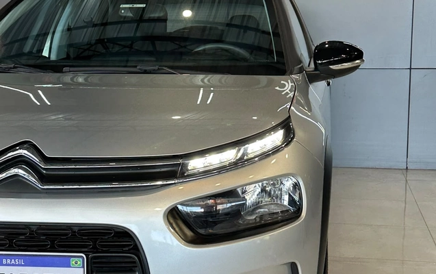 imagem-https://www.socarrao.com.br/sc-vehicle-images-prod/3882886/1789580223490-003_2e3adc19d9259676421de99ec7e3f8fd.jpeg