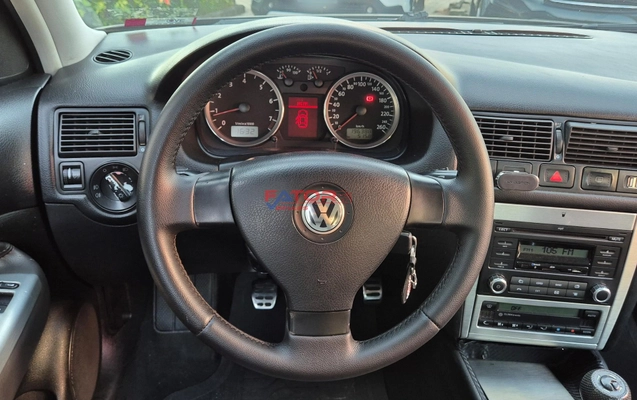 imagem-https://www.socarrao.com.br/sc-vehicle-images-prod/3882992/1789580482147-c81227ba7df84c63942facc6c8954a5f_1787258742041.jpg
