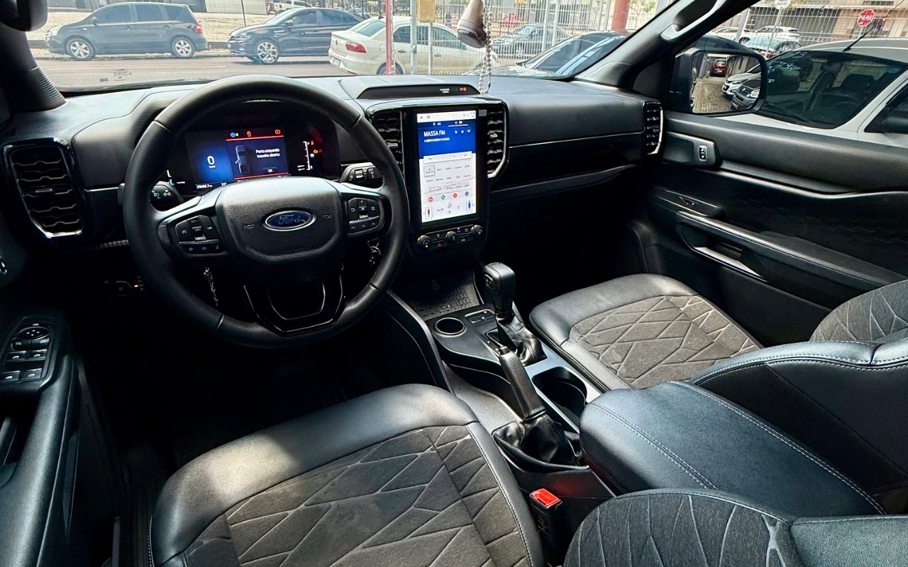 imagem-https://www.socarrao.com.br/sc-vehicle-images-prod/3883180/1789580882213-SU1HXzQ2MTQuanBlZw.jpeg