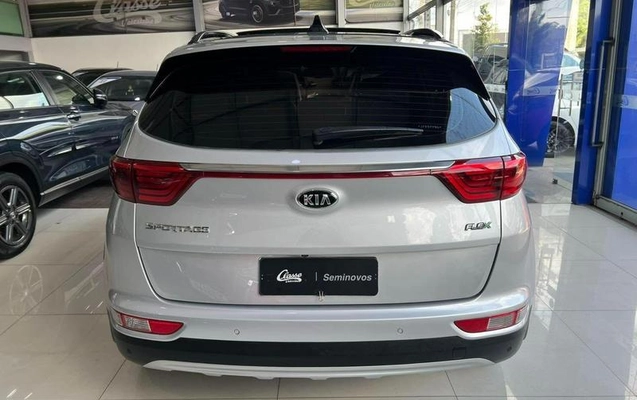 imagem-https://www.socarrao.com.br/sc-vehicle-images-prod/3883288/1789581052178-8413709_0_B_c317ff8c2d.jpeg