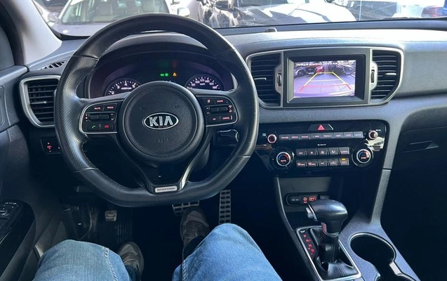 imagem-https://www.socarrao.com.br/sc-vehicle-images-prod/3883288/1789581052201-8413709_15_B_716174dfa4.jpeg