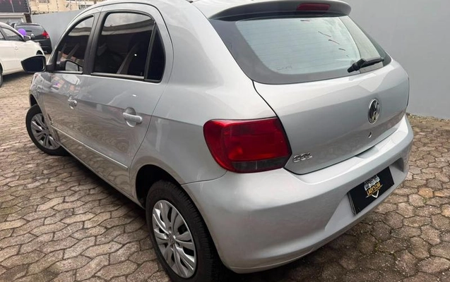 imagem-https://www.socarrao.com.br/sc-vehicle-images-prod/3883296/1789581057257-8355209_22_B_f7eb114305.jpeg