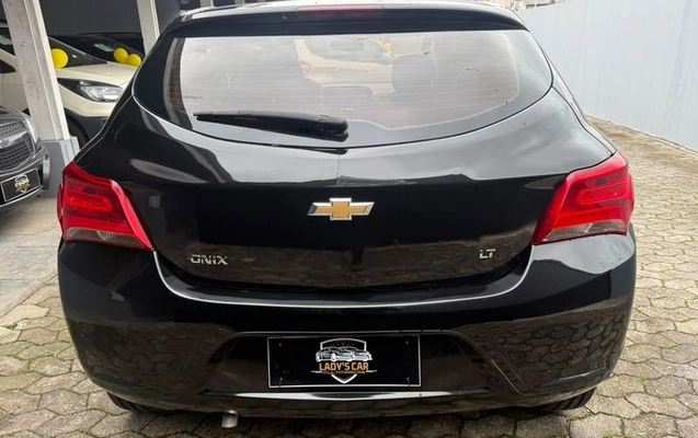 imagem-https://www.socarrao.com.br/sc-vehicle-images-prod/3883353/1789581802568-8124668_16_B_8a659adbaf.jpeg