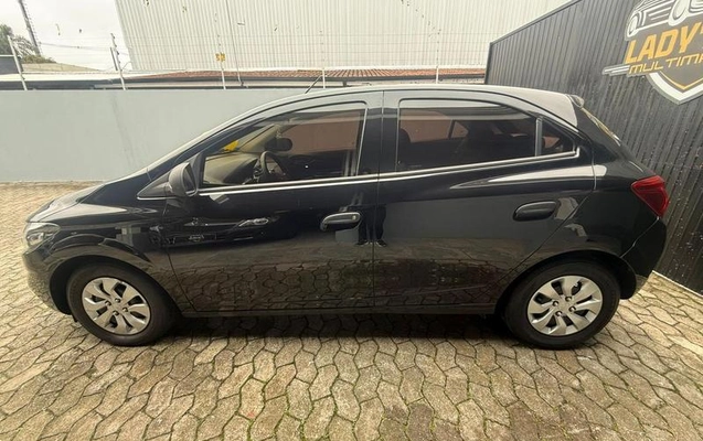 imagem-https://www.socarrao.com.br/sc-vehicle-images-prod/3883353/1789581802568-8124668_8_B_b1e1ed2443.jpeg