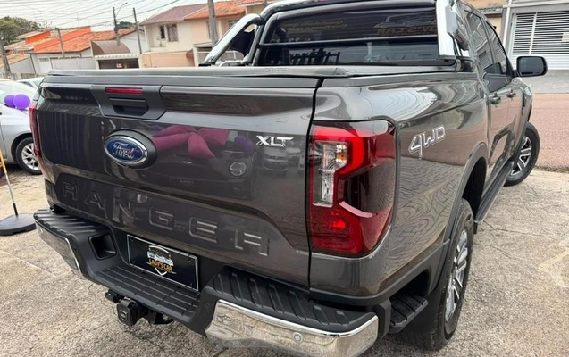 imagem-https://www.socarrao.com.br/sc-vehicle-images-prod/3883355/1789581174392-8374294_18_B_2518d31296.jpeg