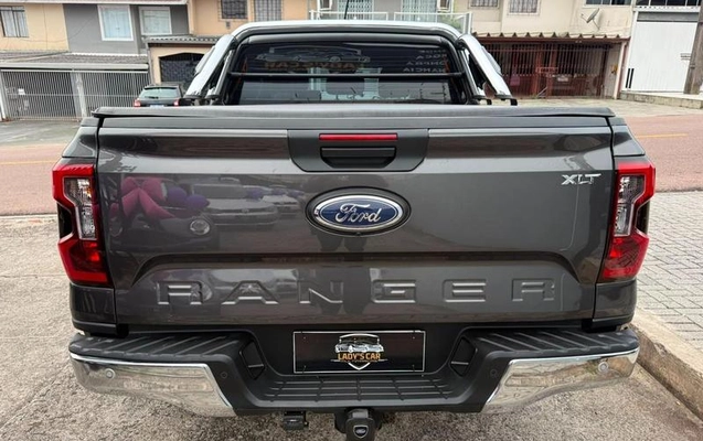 imagem-https://www.socarrao.com.br/sc-vehicle-images-prod/3883355/1789581174396-8374294_11_B_e63342d221.jpeg