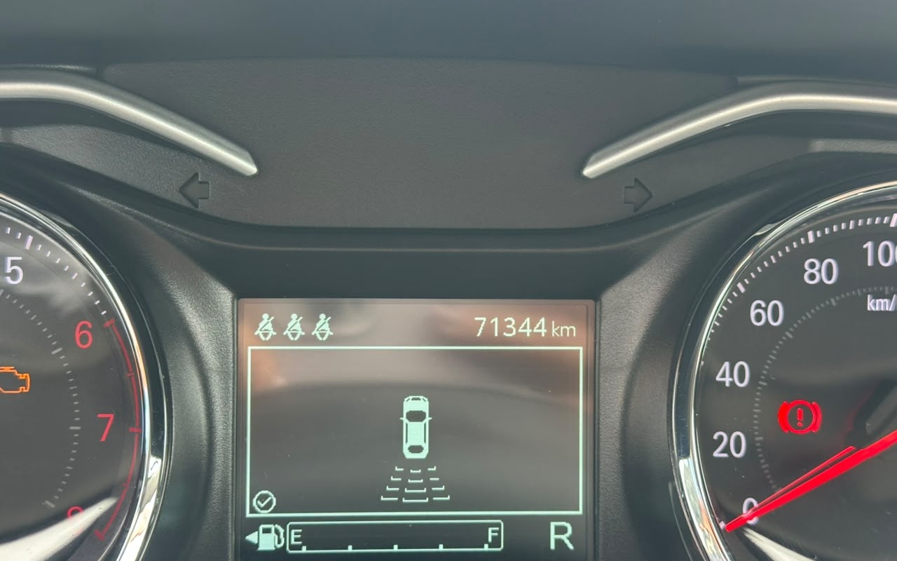 imagem-https://www.socarrao.com.br/sc-vehicle-images-prod/3883511/1789581687898-V2hhdHNBcHAgSW1hZ2UgMjAyNi0wOS0xNiBhdCAxMC4zMi4yMS5qcGVn.jpeg