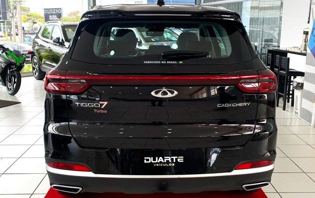 imagem-https://www.socarrao.com.br/sc-vehicle-images-prod/3883559/1789581459325-MDA2LmpwZw.jpg