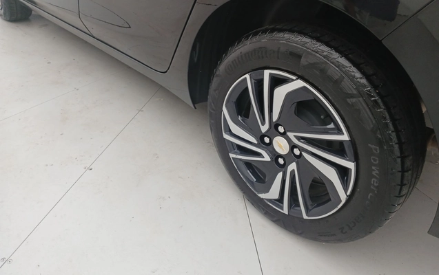 imagem-https://www.socarrao.com.br/sc-vehicle-images-prod/3883597/1789581527293-13.jpg