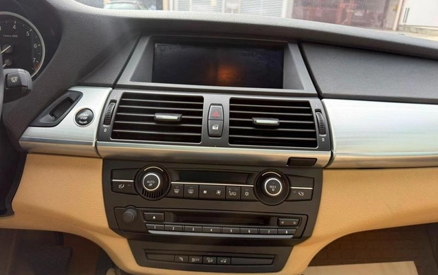 imagem-https://www.socarrao.com.br/sc-vehicle-images-prod/3883628/1789581614001-8155106_13_B_49f3a195af.jpeg