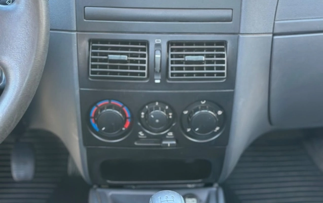 imagem-https://www.socarrao.com.br/sc-vehicle-images-prod/3883632/1789581626118-gb-4f18b3e.jpeg