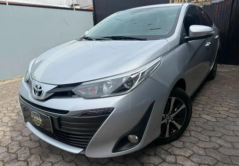 Toyota Yaris 2021 Prata — foto 1 de 3