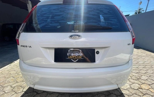 imagem-https://www.socarrao.com.br/sc-vehicle-images-prod/3883665/1789581720874-7867645_12_B_4804fc5162.jpeg