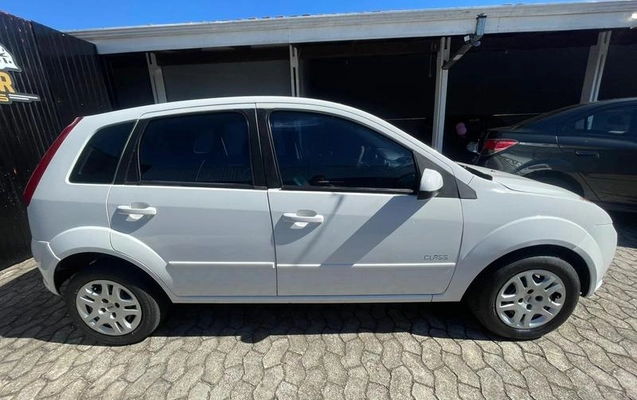 imagem-https://www.socarrao.com.br/sc-vehicle-images-prod/3883665/1789581720874-7867645_9_B_677c54636a.jpeg