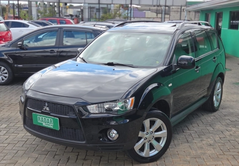 Mitsubishi OUTLANDER 2.0 16V 160cv Aut. 2013 Preto — foto 1 de 3
