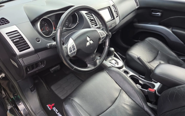 imagem-https://www.socarrao.com.br/sc-vehicle-images-prod/3883707/1789581790038-h8AoNR8ySUwPqOWWaSRMRjQ3JdqDuaRq.jpg