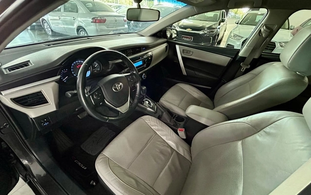 imagem-https://www.socarrao.com.br/sc-vehicle-images-prod/3883736/1789581830285-45e46f58885c4102a0ea281652c4a014_1789581580141.jpg