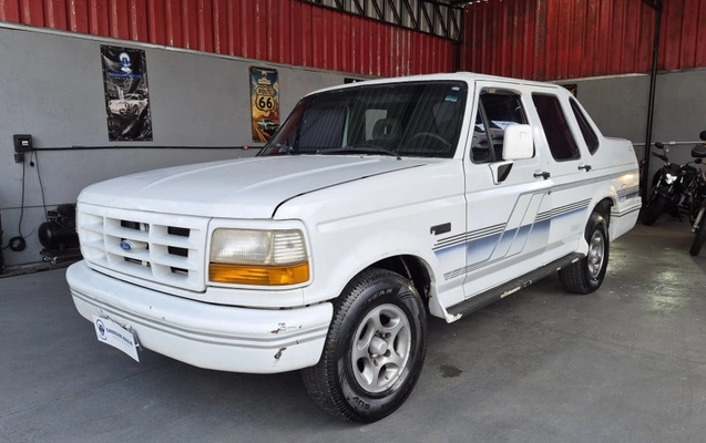 imagem-https://www.socarrao.com.br/sc-vehicle-images-prod/3883742/1789582113977-vehicle_image_1789581591_0df1405837fe66c2da877fd85d9b2c1c.jpeg
