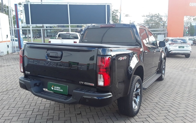 imagem-https://www.socarrao.com.br/sc-vehicle-images-prod/3883743/1789581943433-6.jpg