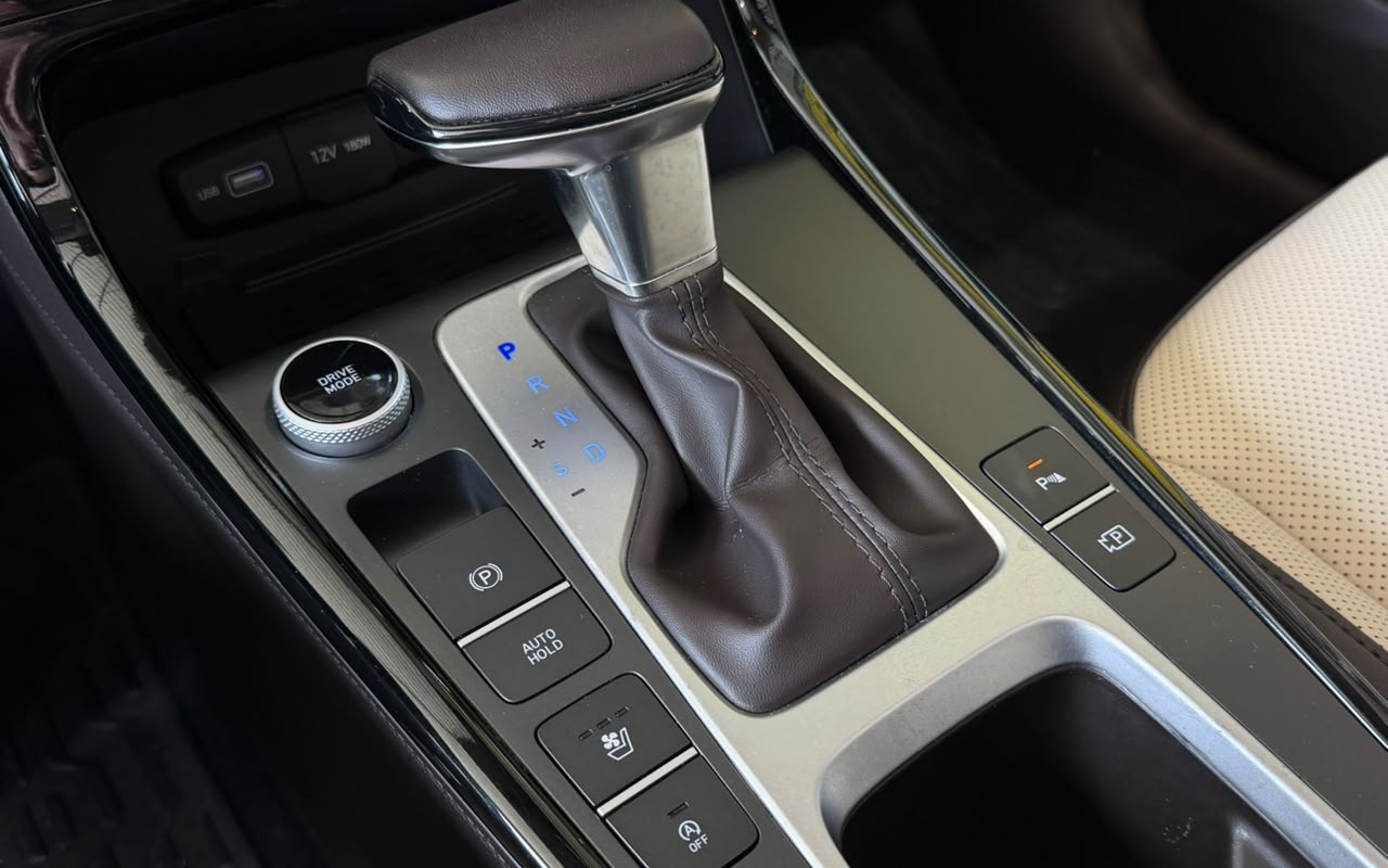 imagem-https://www.socarrao.com.br/sc-vehicle-images-prod/3883748/1789582020632-V2hhdHNBcHAgSW1hZ2UgMjAyNi0wOS0xNiBhdCAxNC4xNy40Ny5qcGVn.jpeg
