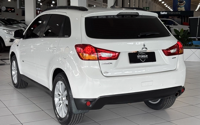 imagem-https://www.socarrao.com.br/sc-vehicle-images-prod/3883900/1789582300072-1_030846.jpg