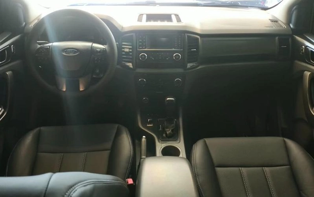 imagem-https://www.socarrao.com.br/sc-vehicle-images-prod/3883951/1789582340634-8326484_5_B_0e7e48d023.jpeg