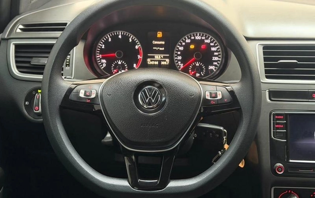 imagem-https://www.socarrao.com.br/sc-vehicle-images-prod/3884096/1789582605583-8459537_19_B_7335f21bad.jpeg