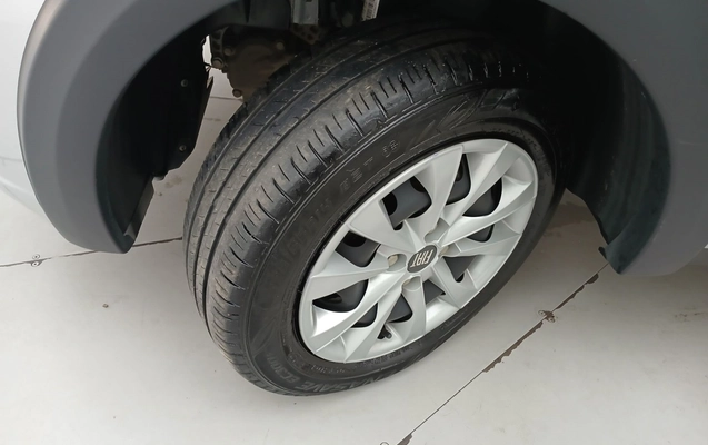 imagem-https://www.socarrao.com.br/sc-vehicle-images-prod/3884107/1789582647599-12.jpg