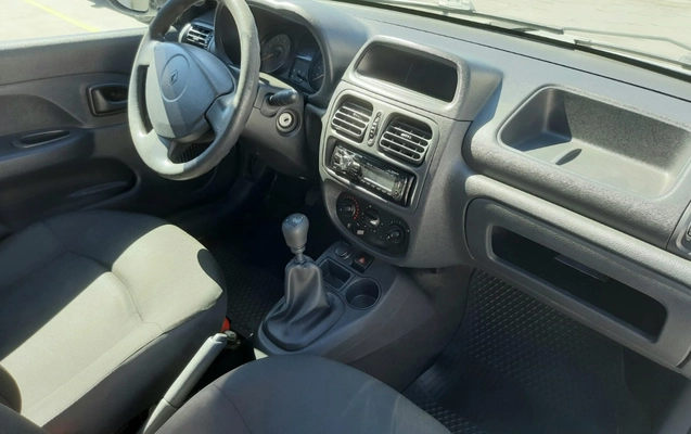 imagem-https://www.socarrao.com.br/sc-vehicle-images-prod/3884155/1789582955041-MDkuanBlZw.jpeg