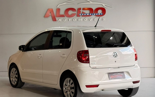 imagem-https://www.socarrao.com.br/sc-vehicle-images-prod/3884160/1789582970617-e9da1ec3d56342c3adf7ce57834fae4b_1789582882516.jpg