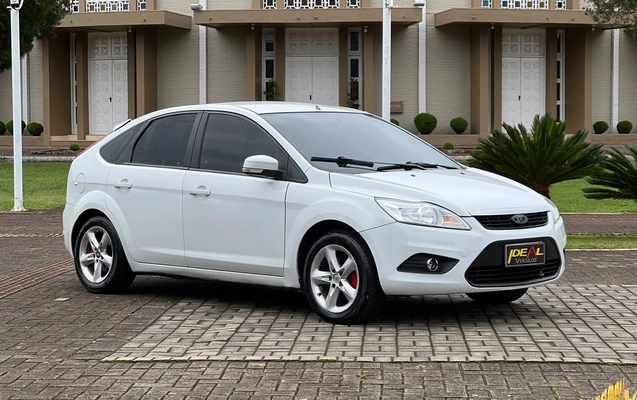 imagem-https://www.socarrao.com.br/sc-vehicle-images-prod/3884213/1789583031754-aaaa02ef8a3449b3863048ae285107cd_1789582869386.jpg