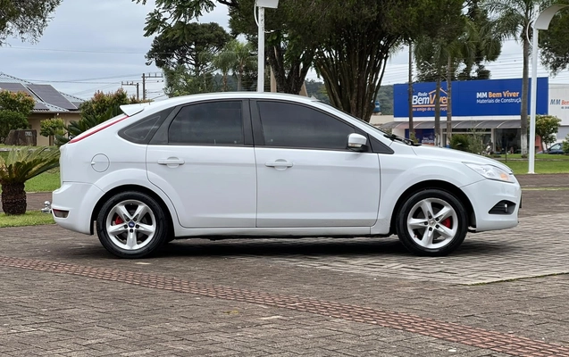 imagem-https://www.socarrao.com.br/sc-vehicle-images-prod/3884213/1789583031755-345a820de742441aaa36ac9045cf8b4d_1789582869390.jpg