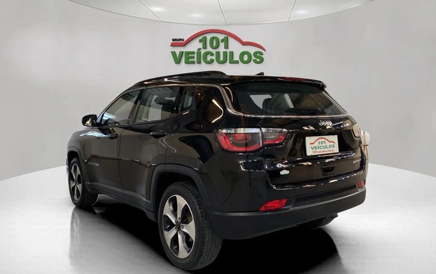 imagem-https://www.socarrao.com.br/sc-vehicle-images-prod/3884244/1789583056476-003_fb07527aede9879112a3b9db5097b025.jpg