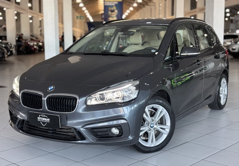 Bmw 220i 2018 Cinza — foto 1 de 3