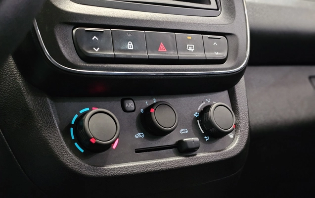 imagem-https://www.socarrao.com.br/sc-vehicle-images-prod/3884358/1789583235710-1_060034.jpg