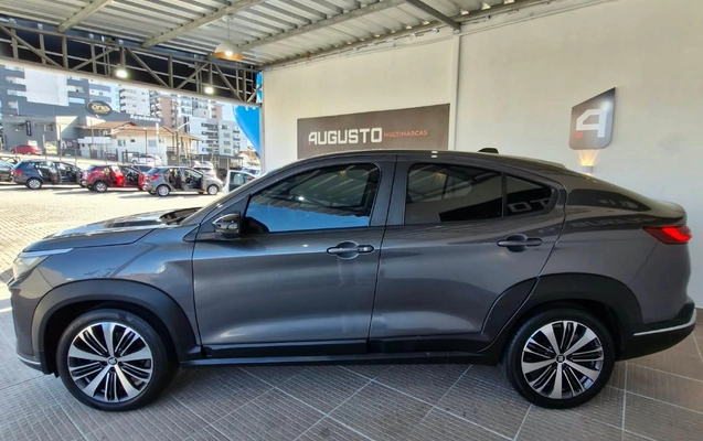imagem-https://www.socarrao.com.br/sc-vehicle-images-prod/3884393/1789583309645-b6814cff249444f98f3f79517e2f3b7c_1789583150696.jpg